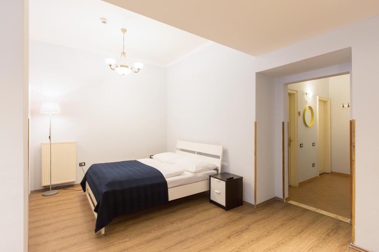 Duskova Apartments براغ المظهر الخارجي الصورة