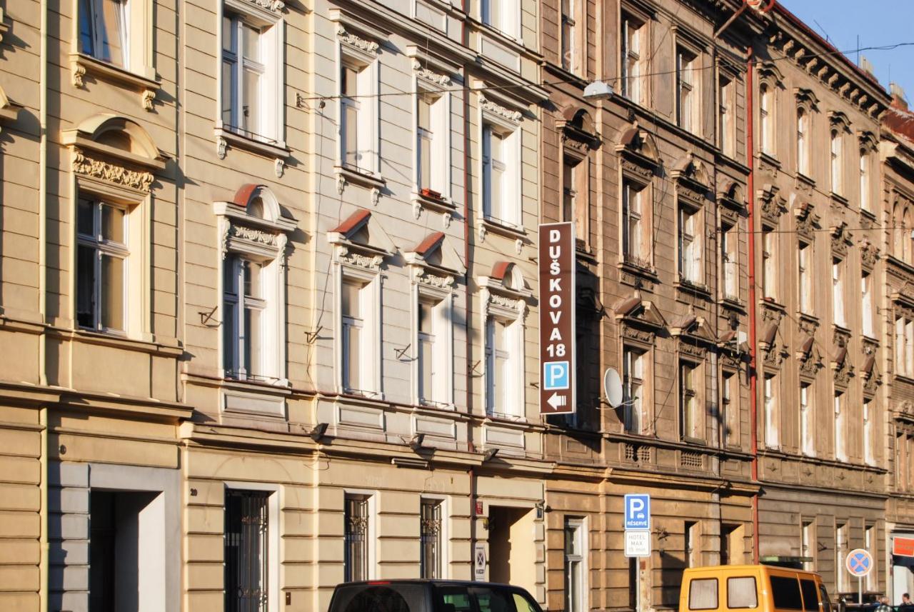 Duskova Apartments براغ المظهر الخارجي الصورة