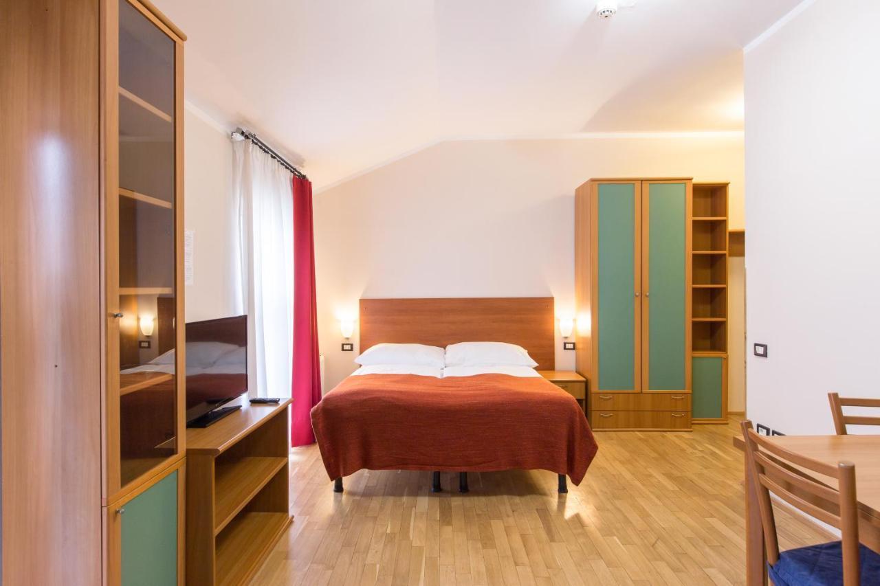 Duskova Apartments براغ المظهر الخارجي الصورة