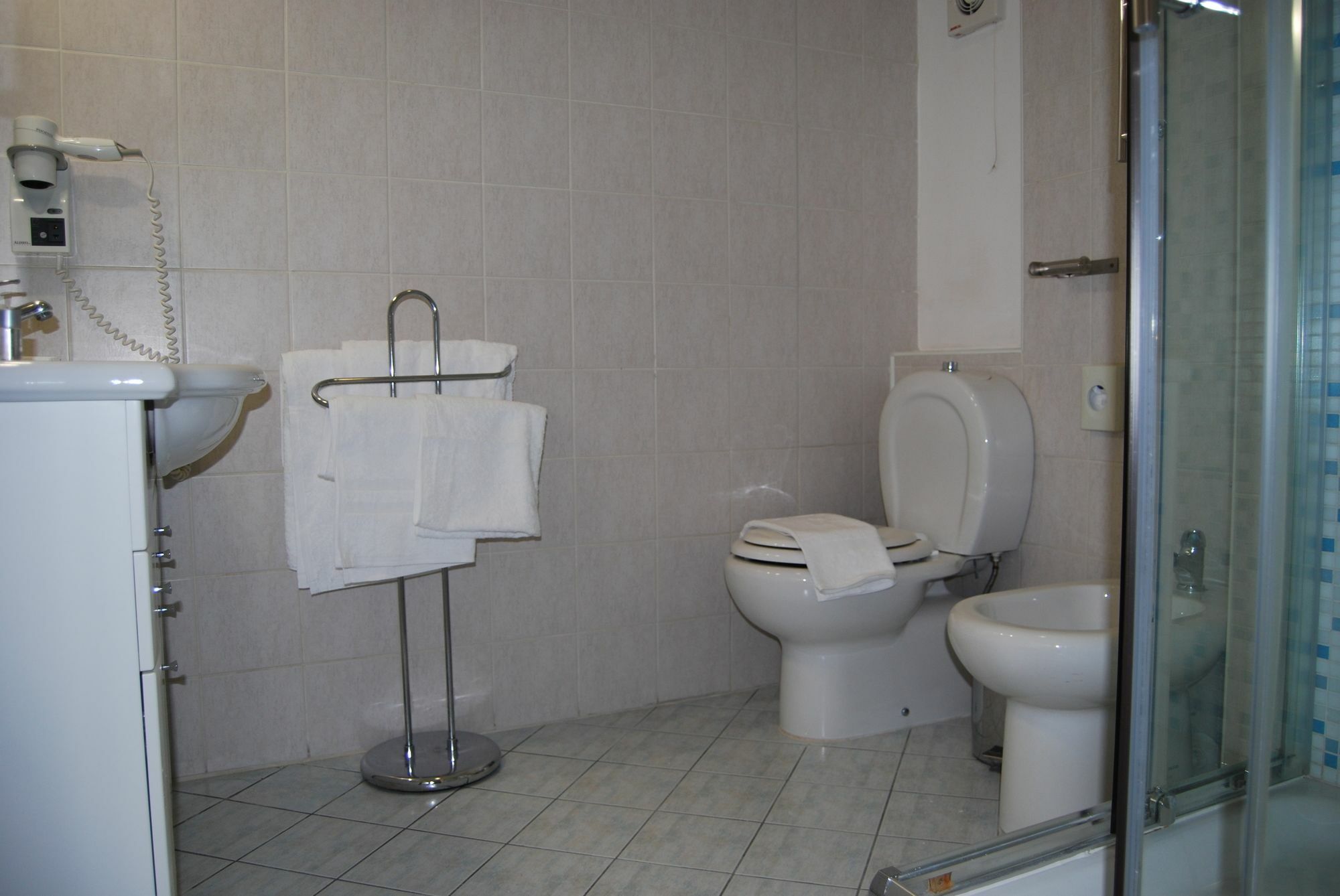 Duskova Apartments براغ المظهر الخارجي الصورة